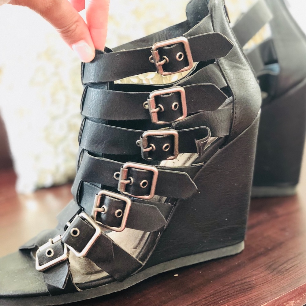 3” Black Wedge Sandal Heel